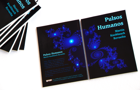 Photo of my book Pulsos Humanos